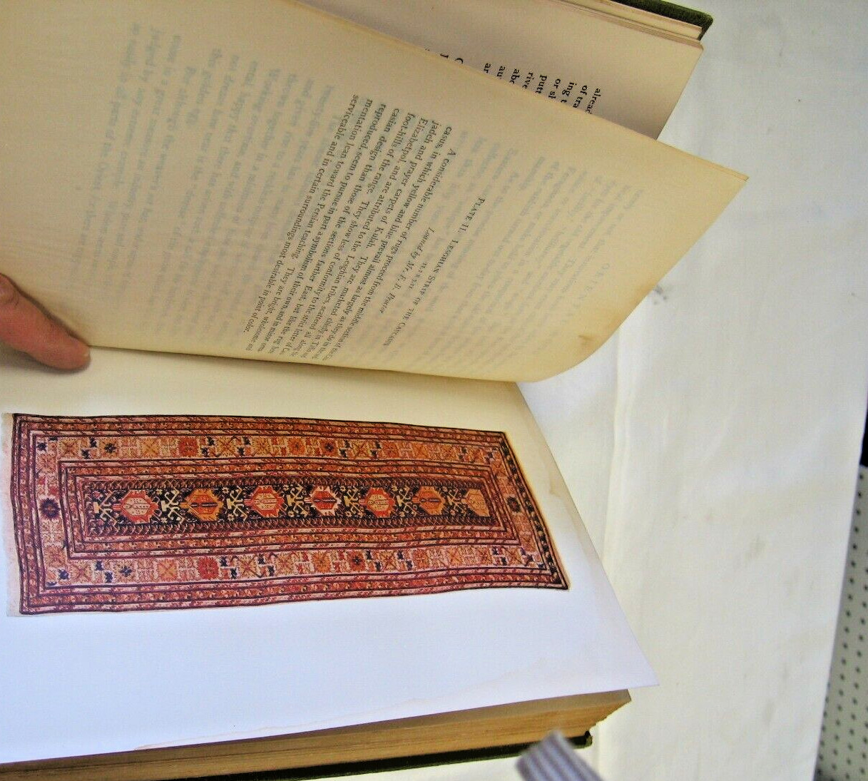 John Kimberly Mumford / ORIENTAL RUGS 1902