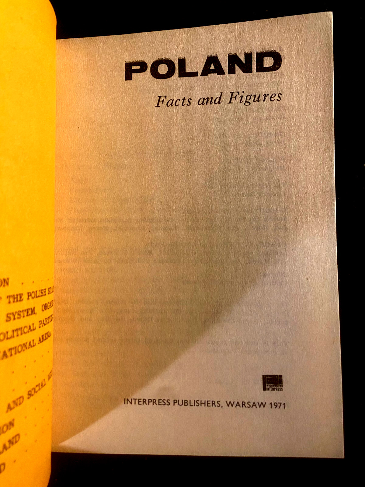 1971 Poland Facts and Figures published by Interpress Publishers, Warsaw, Poland