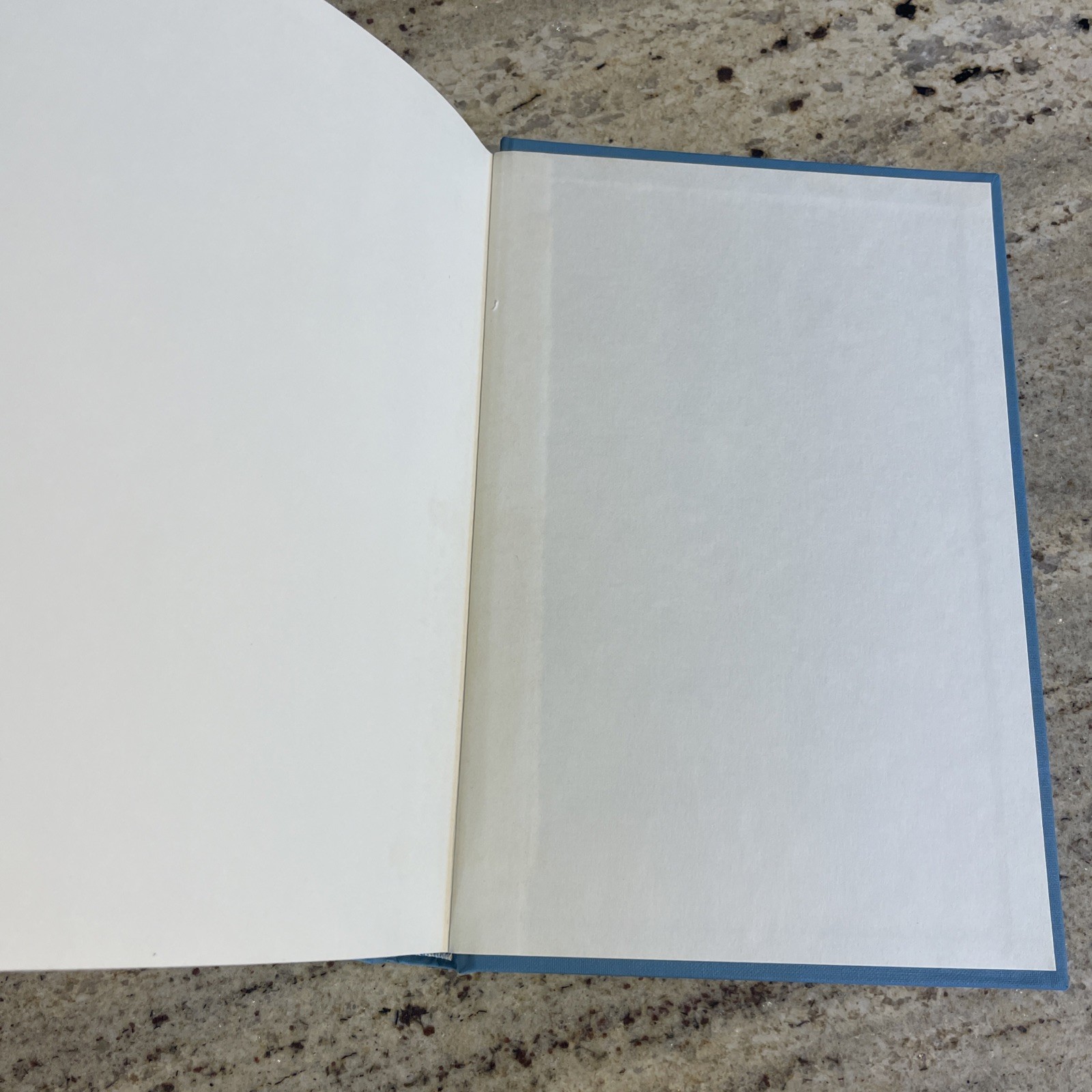 Heritage Press “Through the Looking Glass” Lewis Carroll (1969, HC, Slipcase)