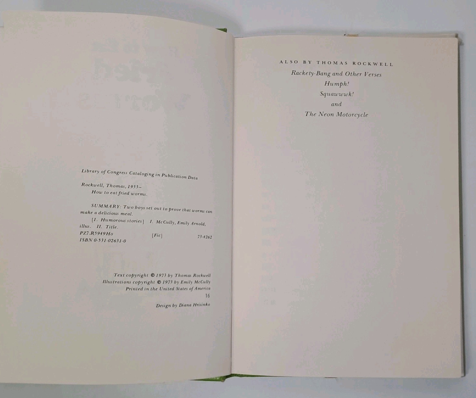 How to Eat Fried Worms by Thomas Rockwell – HC book DJ – 1973 1st Edition