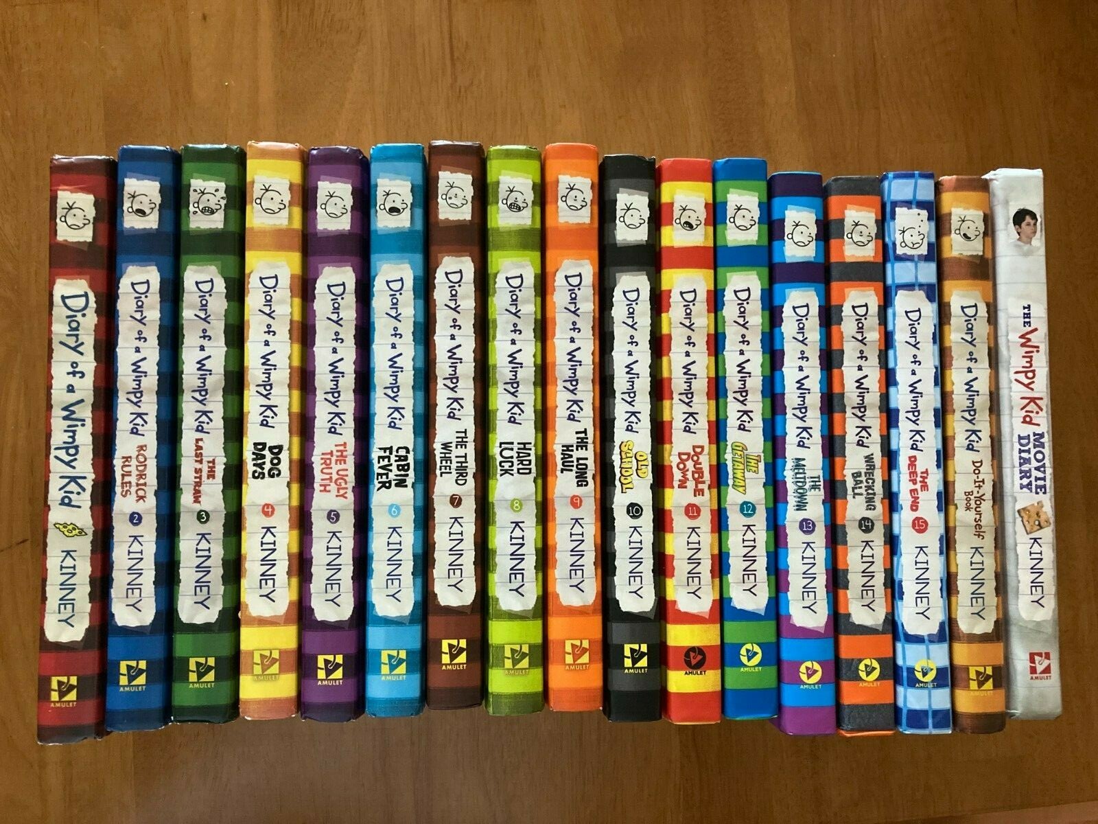 Build a Book Lot: Diary of a Wimpy Kid by Jeff Kinney: Complete Your Set