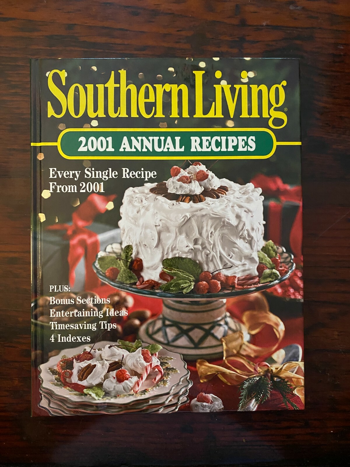 2001 Southern Living — Annual Recipes Cookbook — OVER 500 RECIPES & 368 PAGES