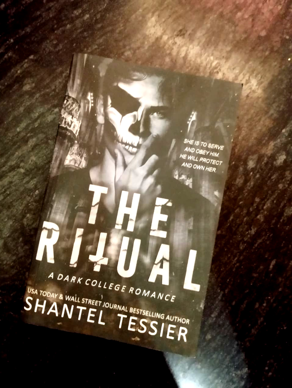 ??The Ritual A Dark College Romance? paperback English??PB