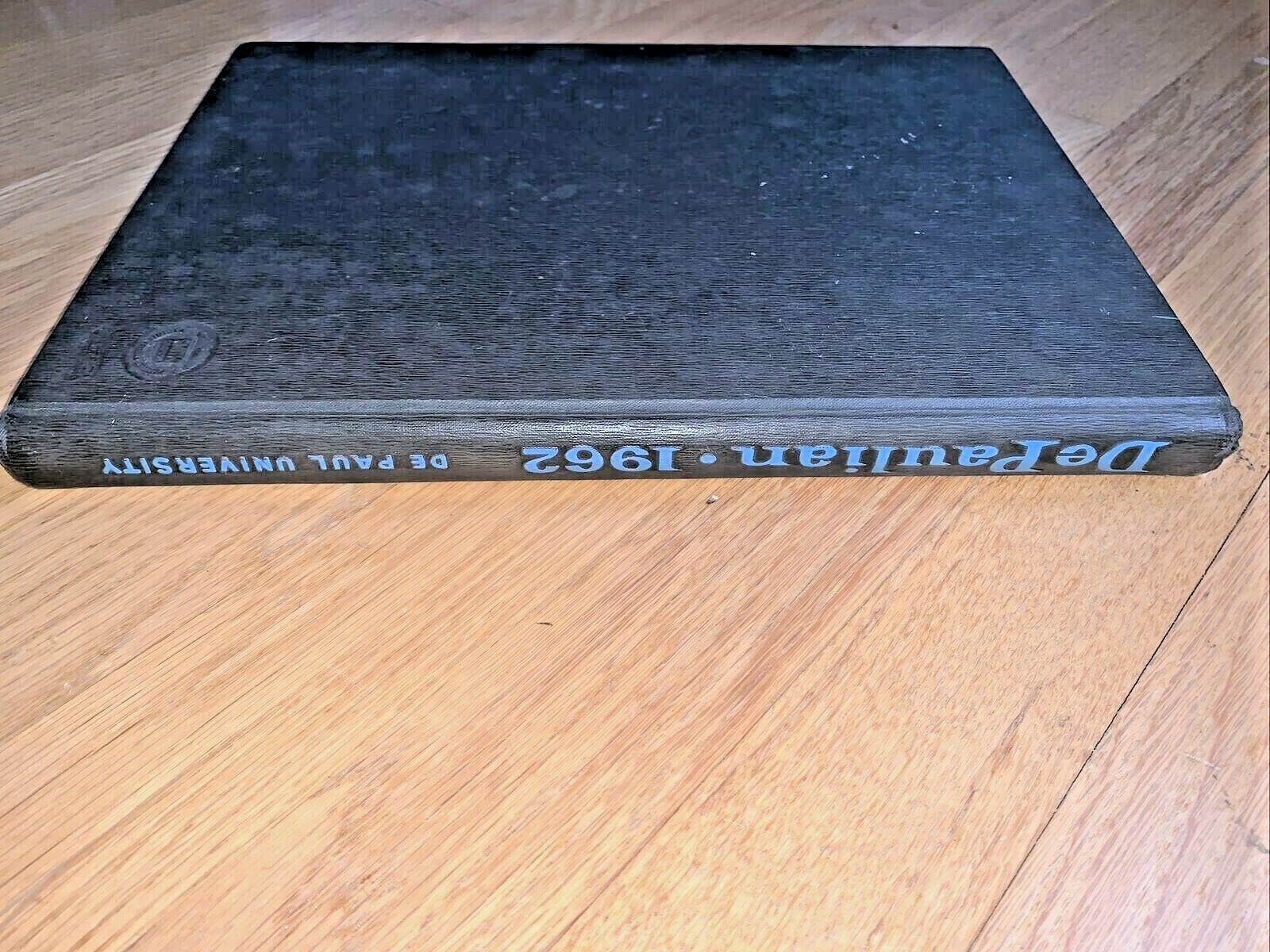 1962 DEPAUL UNIVERSITY YEARBOOK -THE DEPAULIAN Chicago 240 pages No Signatures