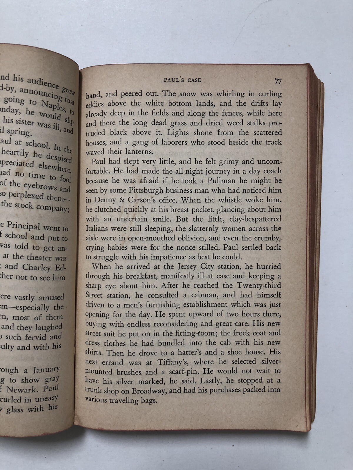 The Pocket Book of Short Stories – 440 Pages (8th Printing Nov. 1941, Paperback)
