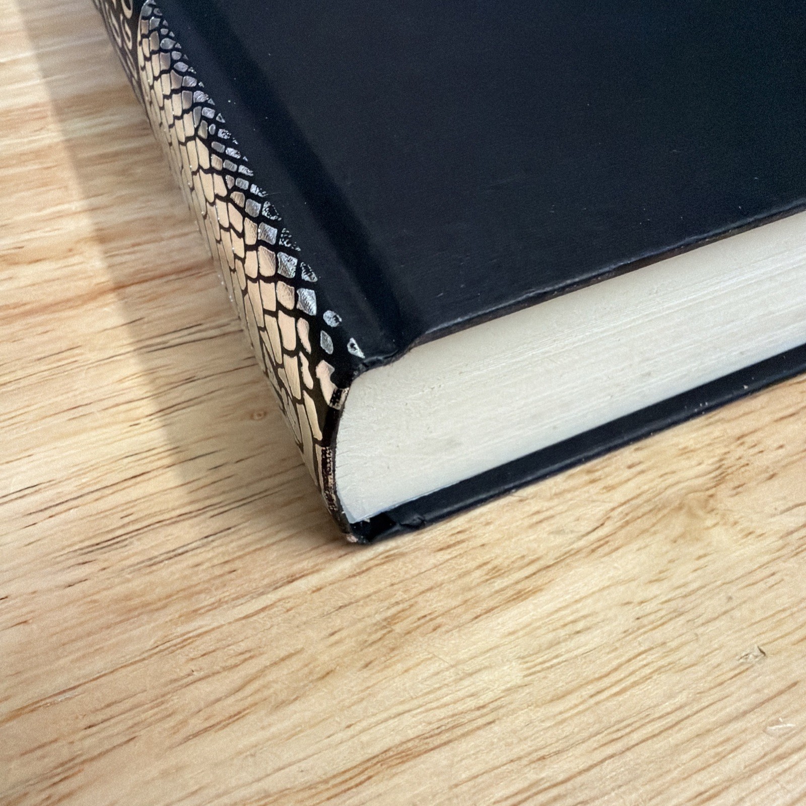 Ninth House – Leigh Bardugo – UK 1st First Edition 1st Printing – HC/DJ – 2019