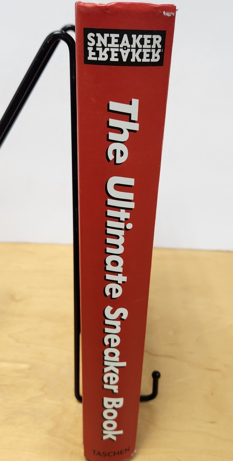 Sneaker Freaker The Ultimate Sneaker Book Hardcover Taschen Simon Woody Wood