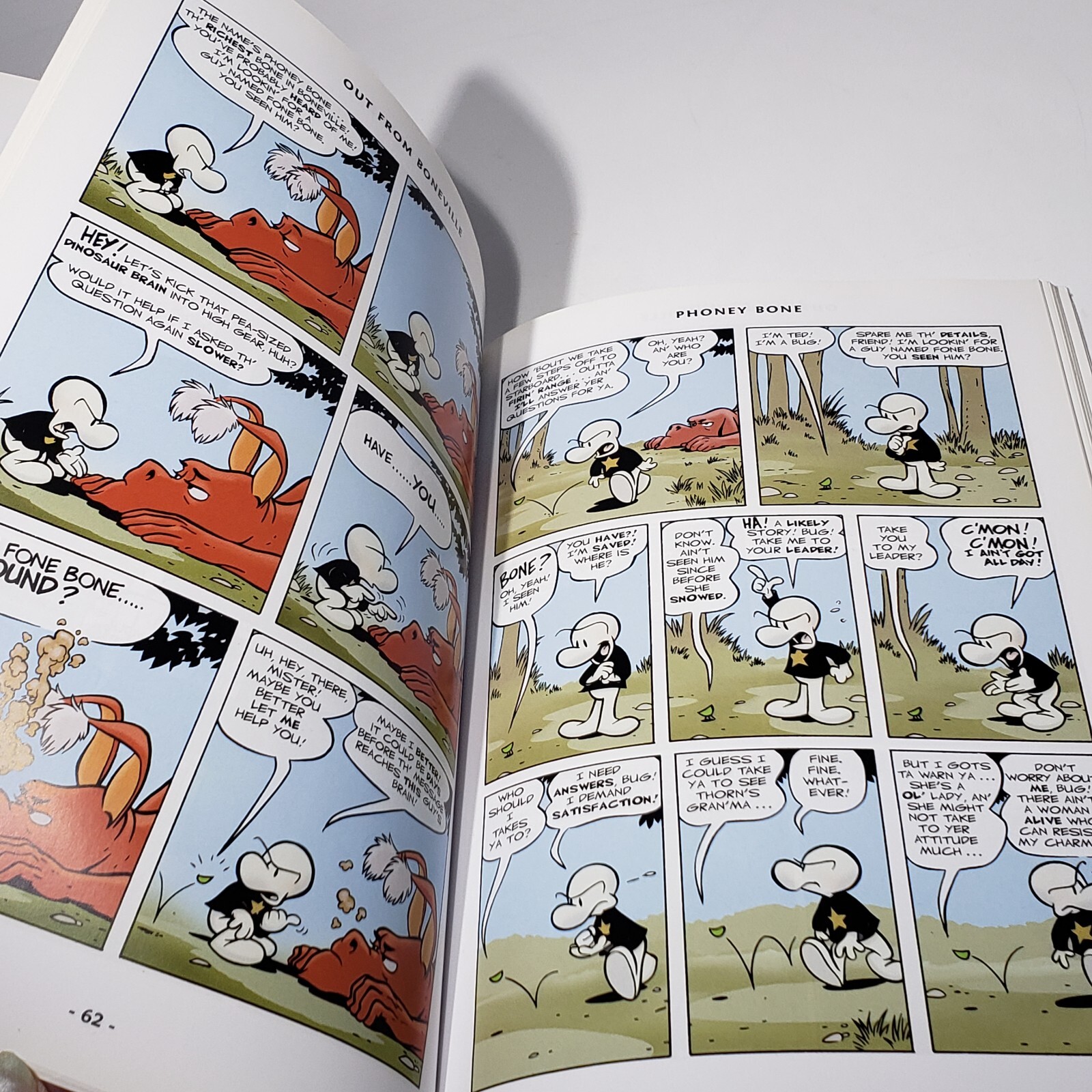 BONE Out From Boneville Comic Book Novel Vol 1 Jeff Smith 1st Scholastic Edition