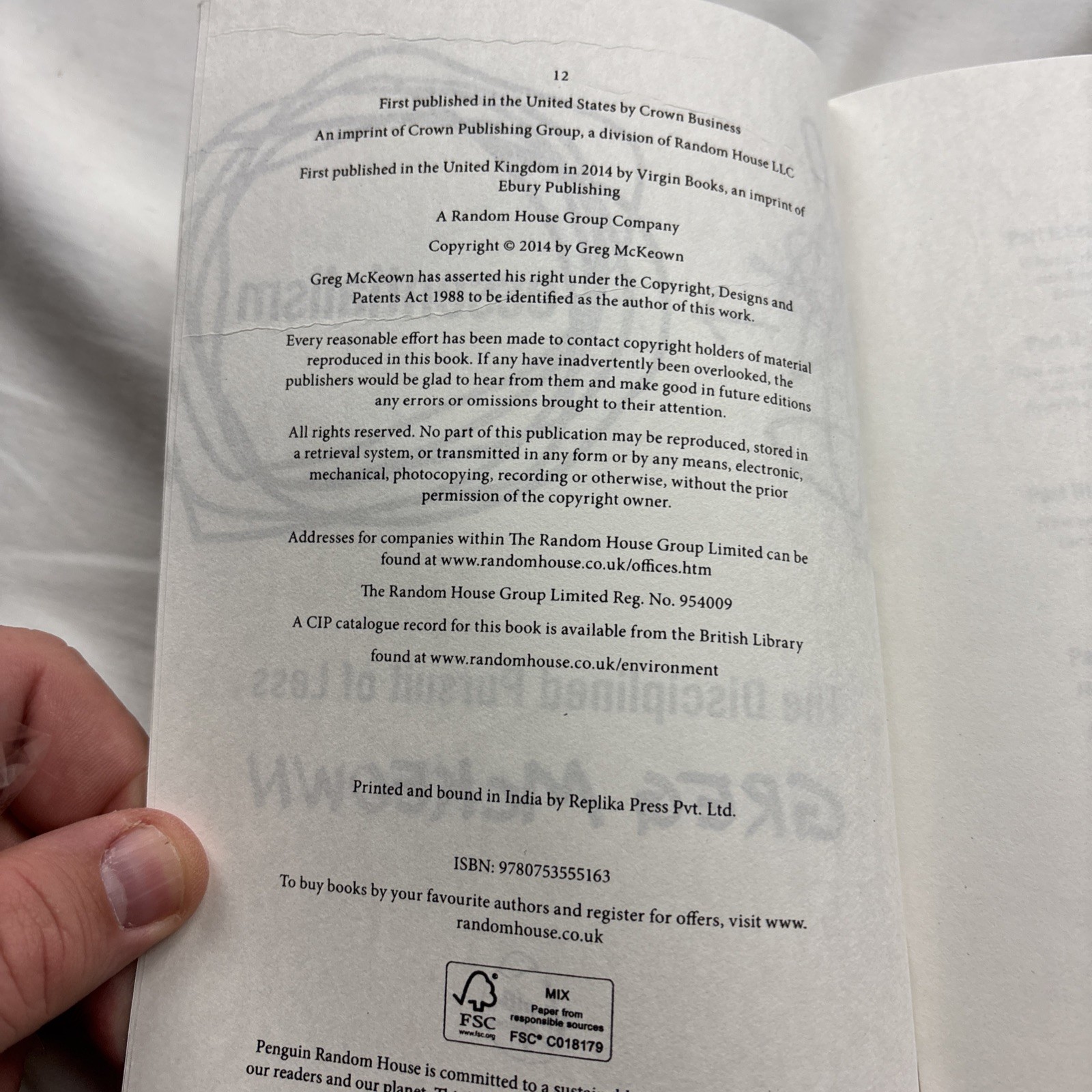 Essentialism: The Disciplined Pursuit of Less by McKeown, Greg