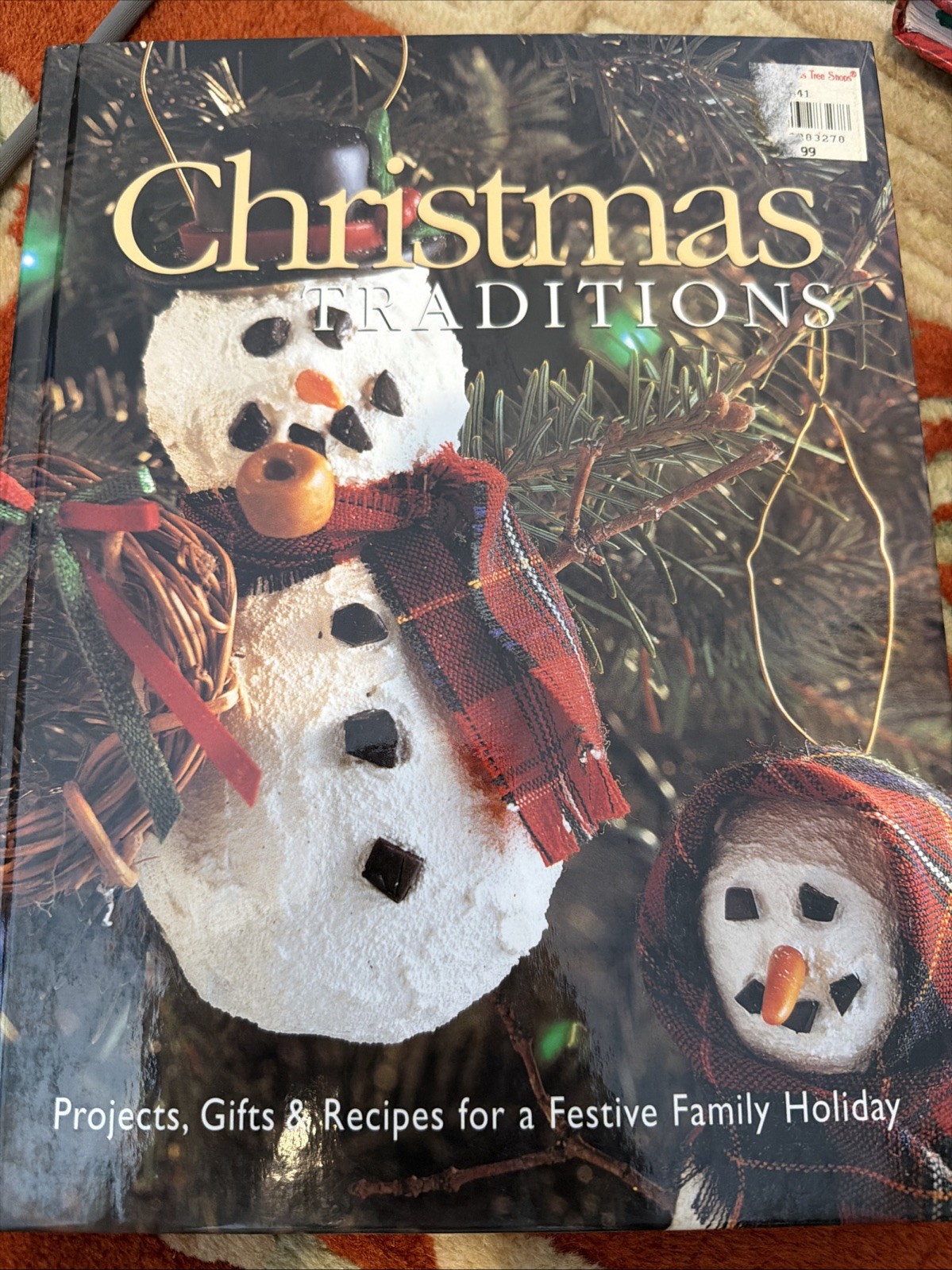 Christmas Traditions : Gifts, Recipes for a Festive Family Holiday by…