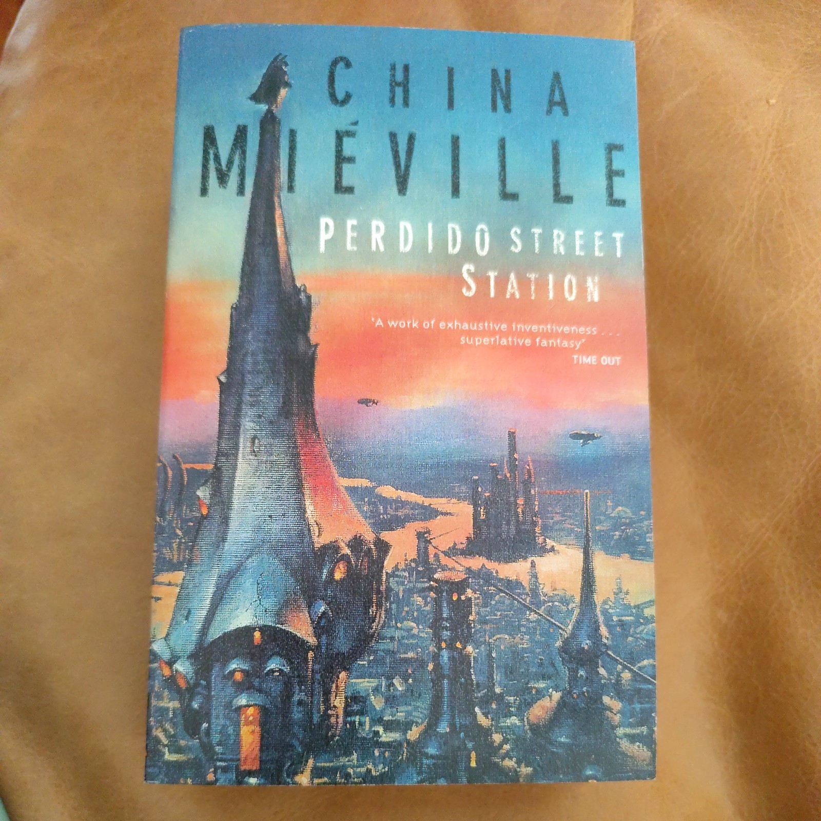 China Melville Perdido Street station 2000 PB