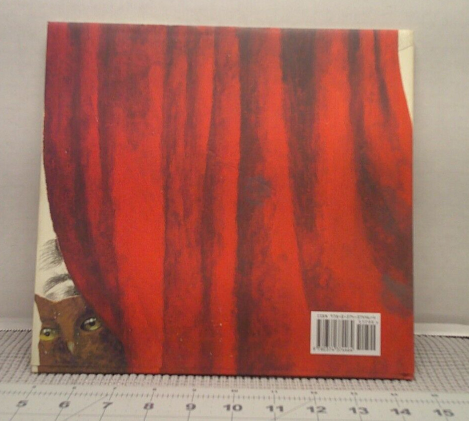 Queen on Wednesday Hardcover Gabi Swiatkowska