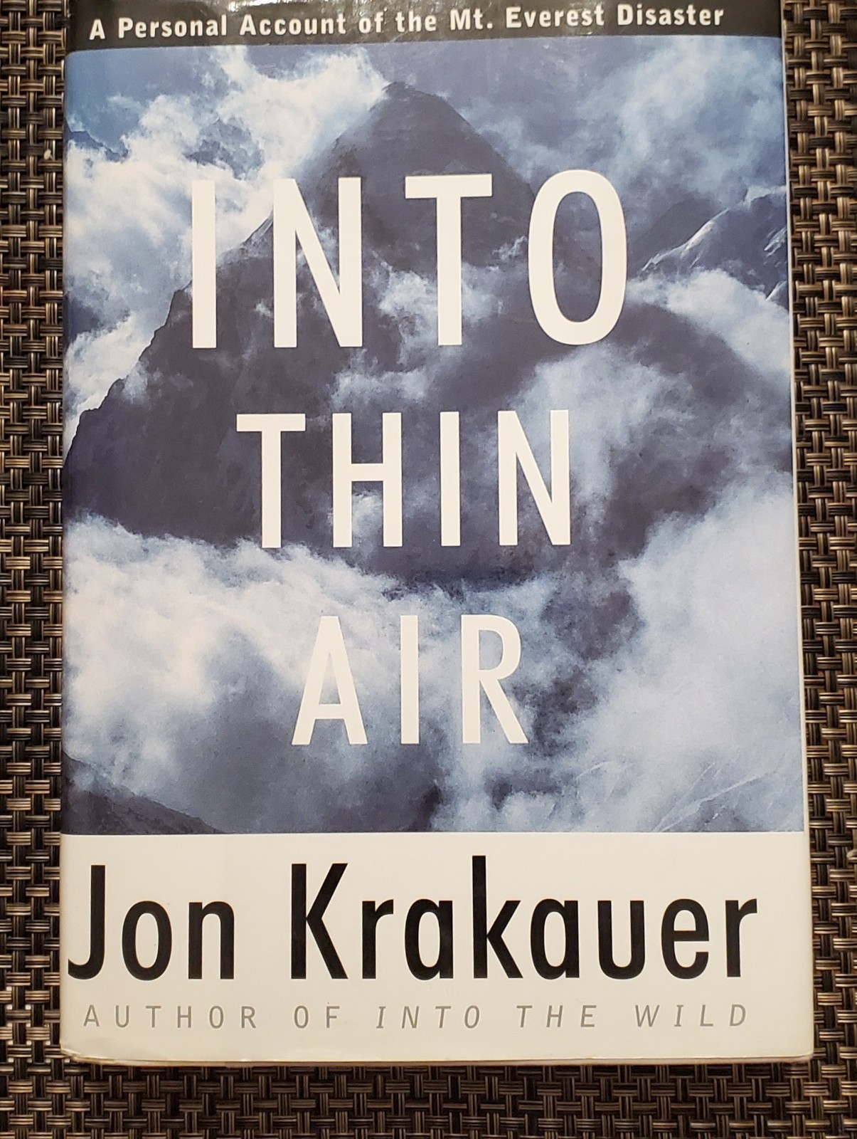 Into Thin Air, Jon Krakauer, 1st Edition/1st Printing, 1997, HC/DJ