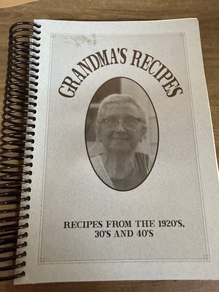 Grandma’s Recipes Cookbook 1920s 30s 40s Vintage Style Spiral Bound 700 Recipes