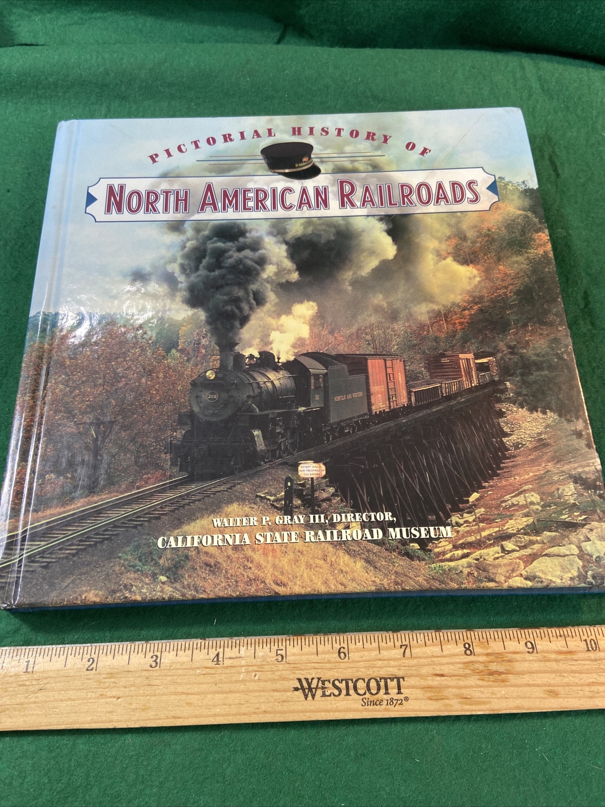 Pictorial History Of North American Railroads (KJT429)