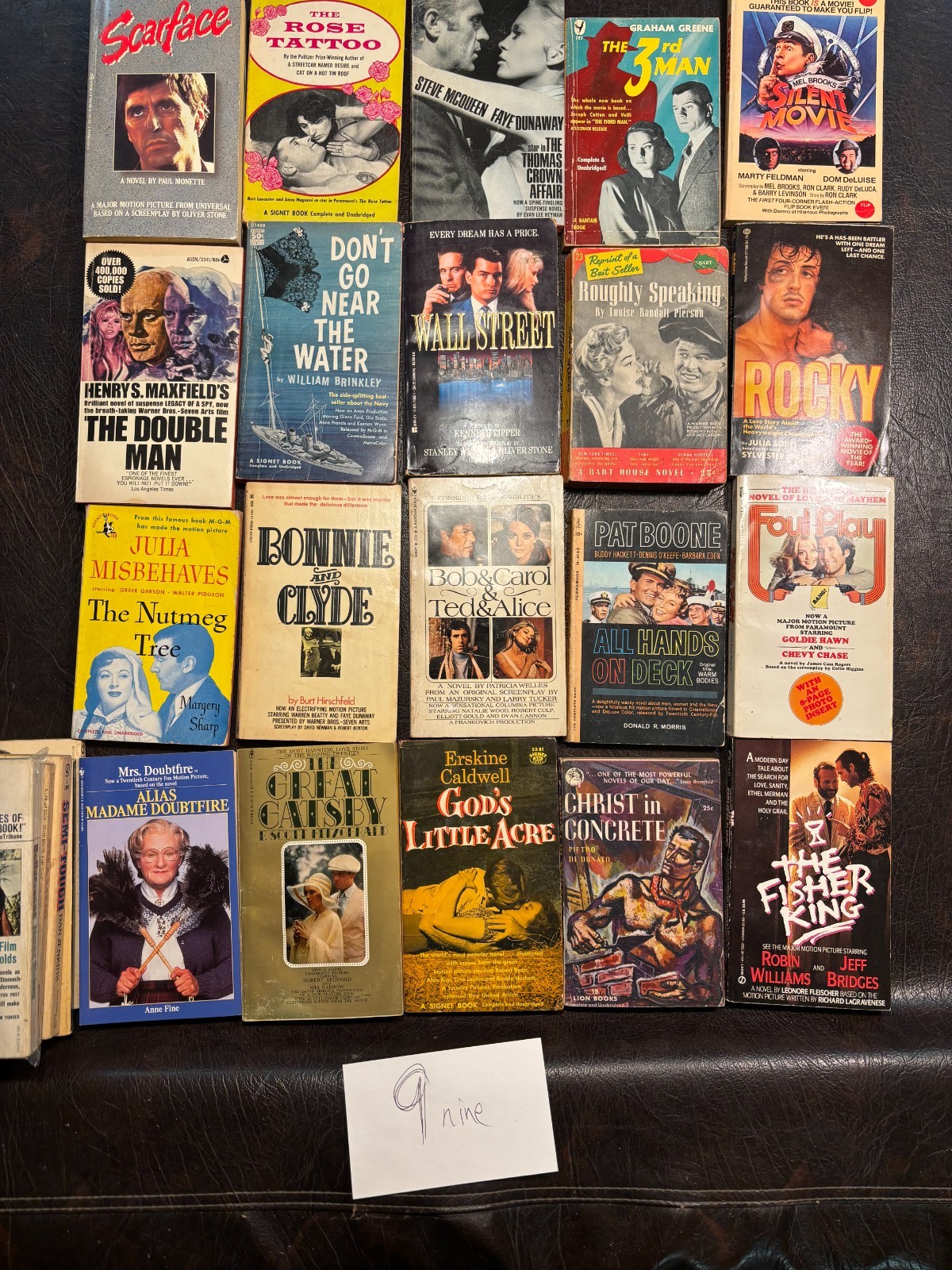 Lot 9 – 20 movie tie-in paperbacks average VG 1930s – 2000s film editions