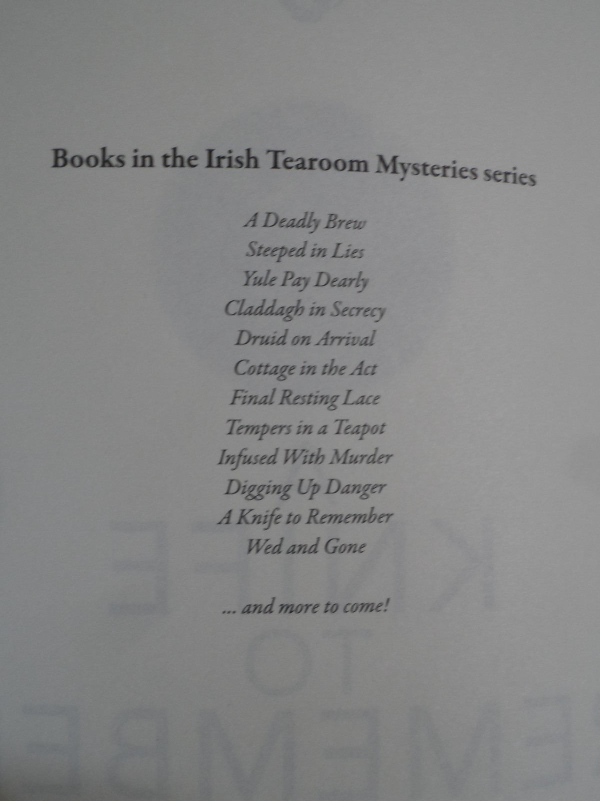Irish Tearoom Mysteries : A Knife To Remember #11 by Jan Fields (HC, 2025)