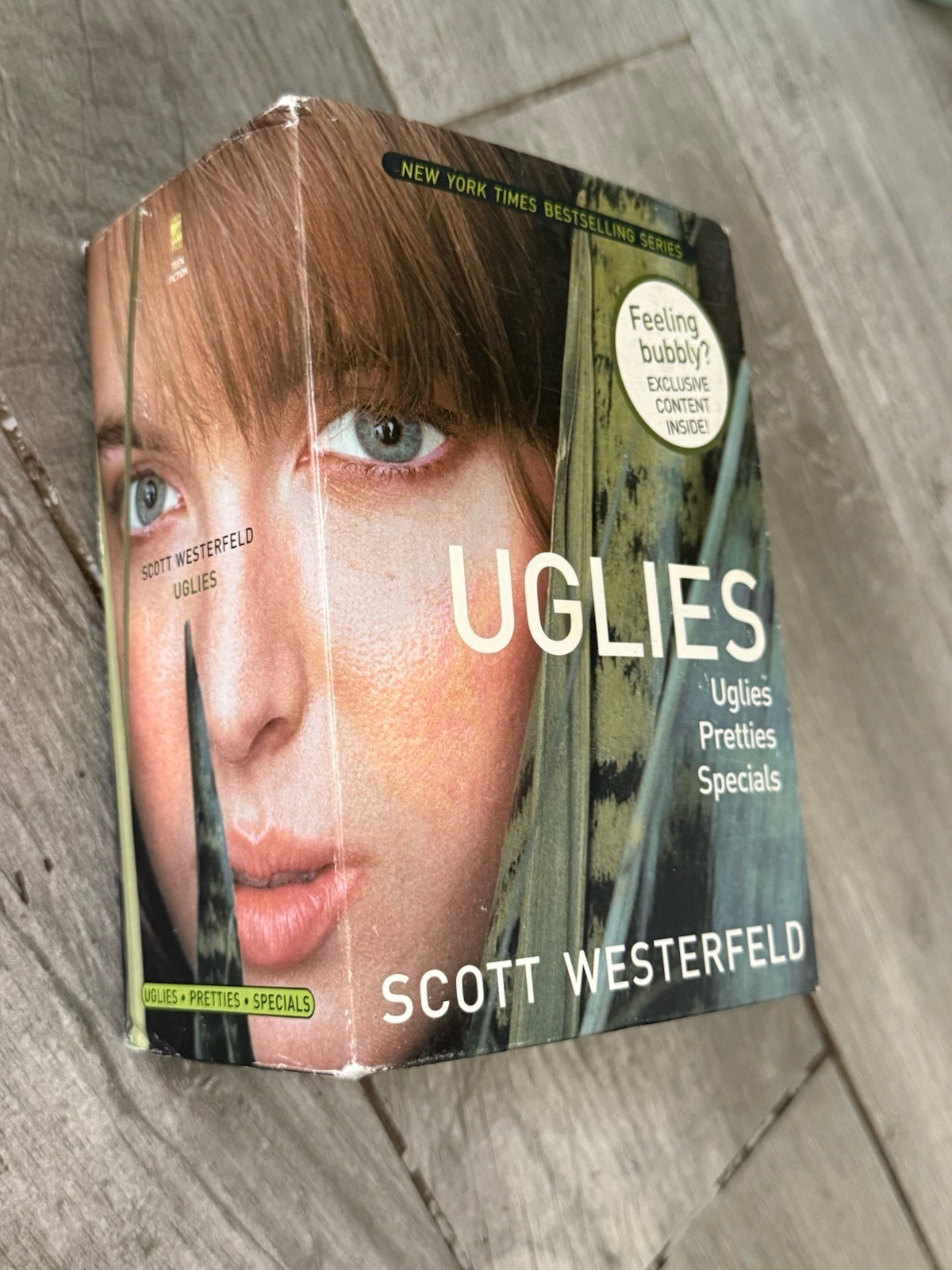 🌟 Uglies – Boxed Set : Uglies, Pretties, Specials The Uglies Westerfeld, Scott