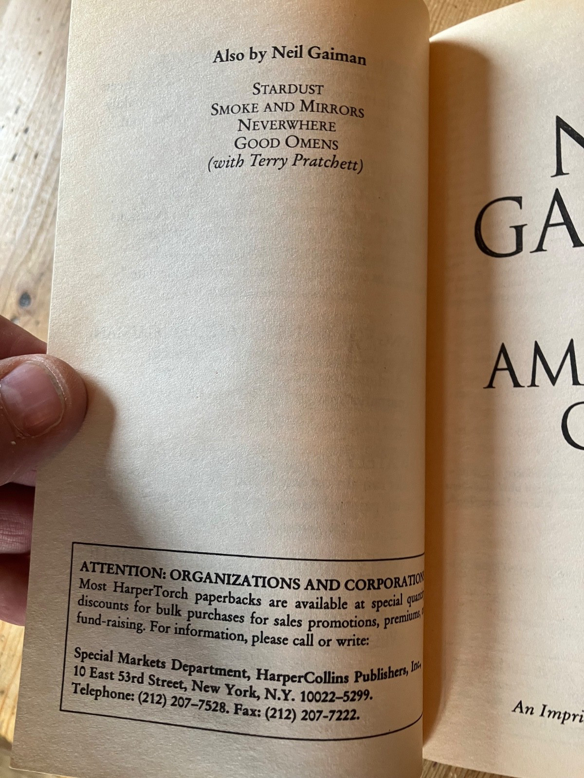 American Gods: A Novel Gaiman, Neil paperback fiction like new unread OOP