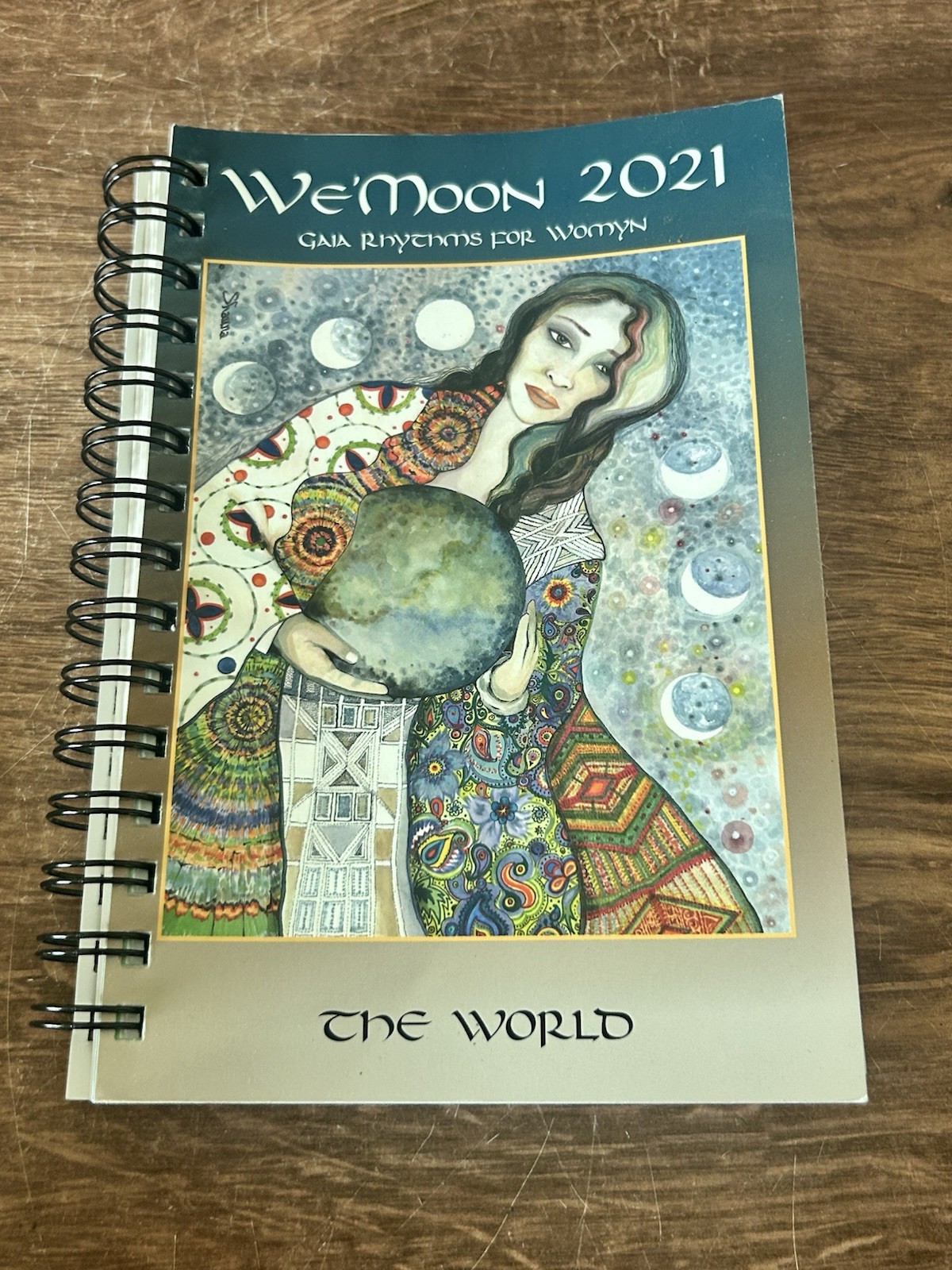 Wemoon 2021 Spiral Edition: The World – Calendar – GOOD