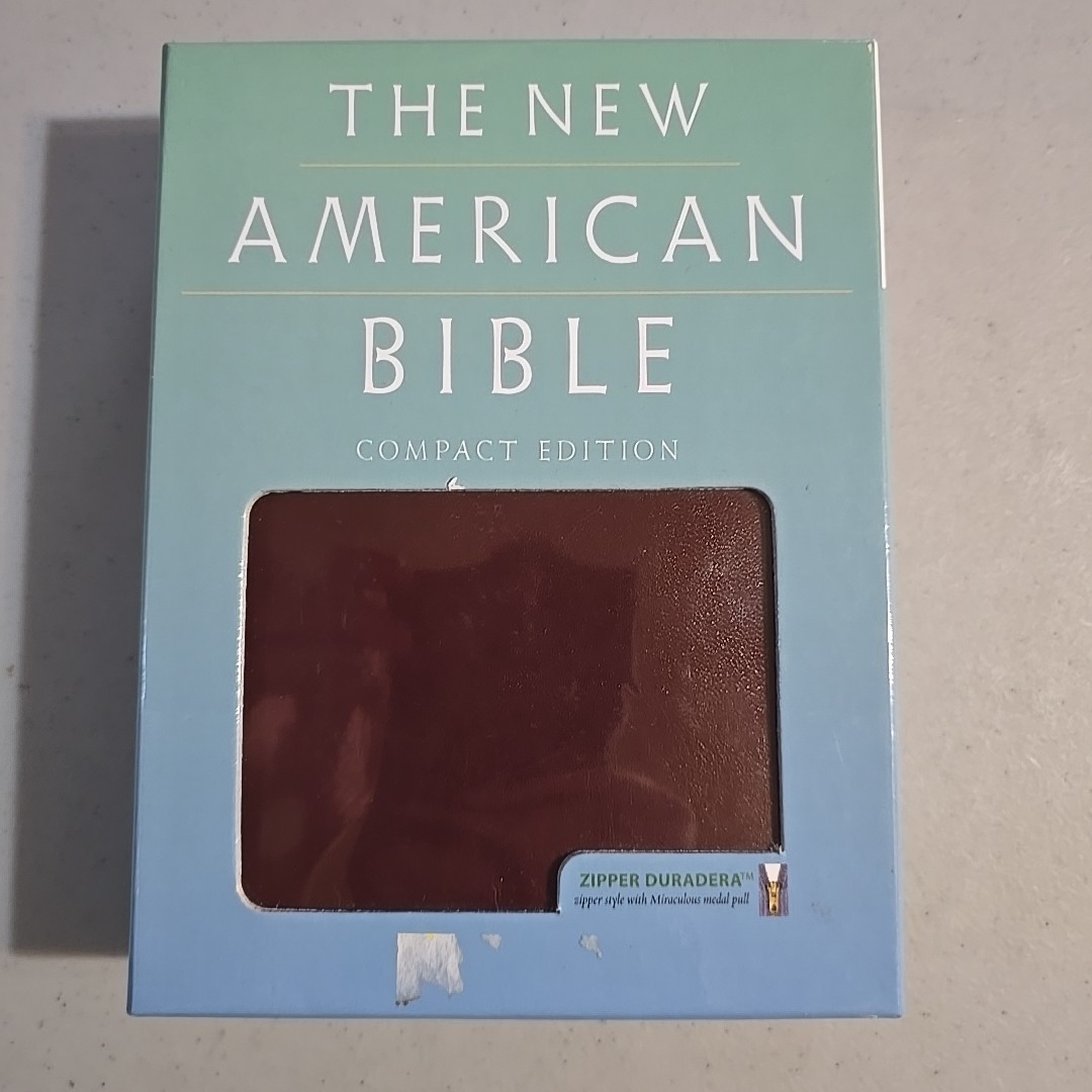 New American Bible Leather Zippered Cover (2005, Hardcover)