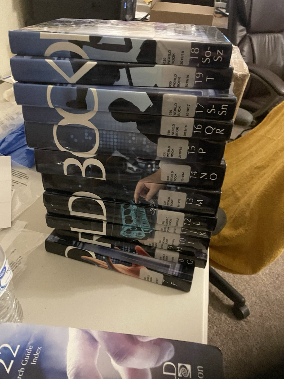 World Book Encyclopedia 2019 Edition Choose Your Replacement Volume – 21 TOTAL