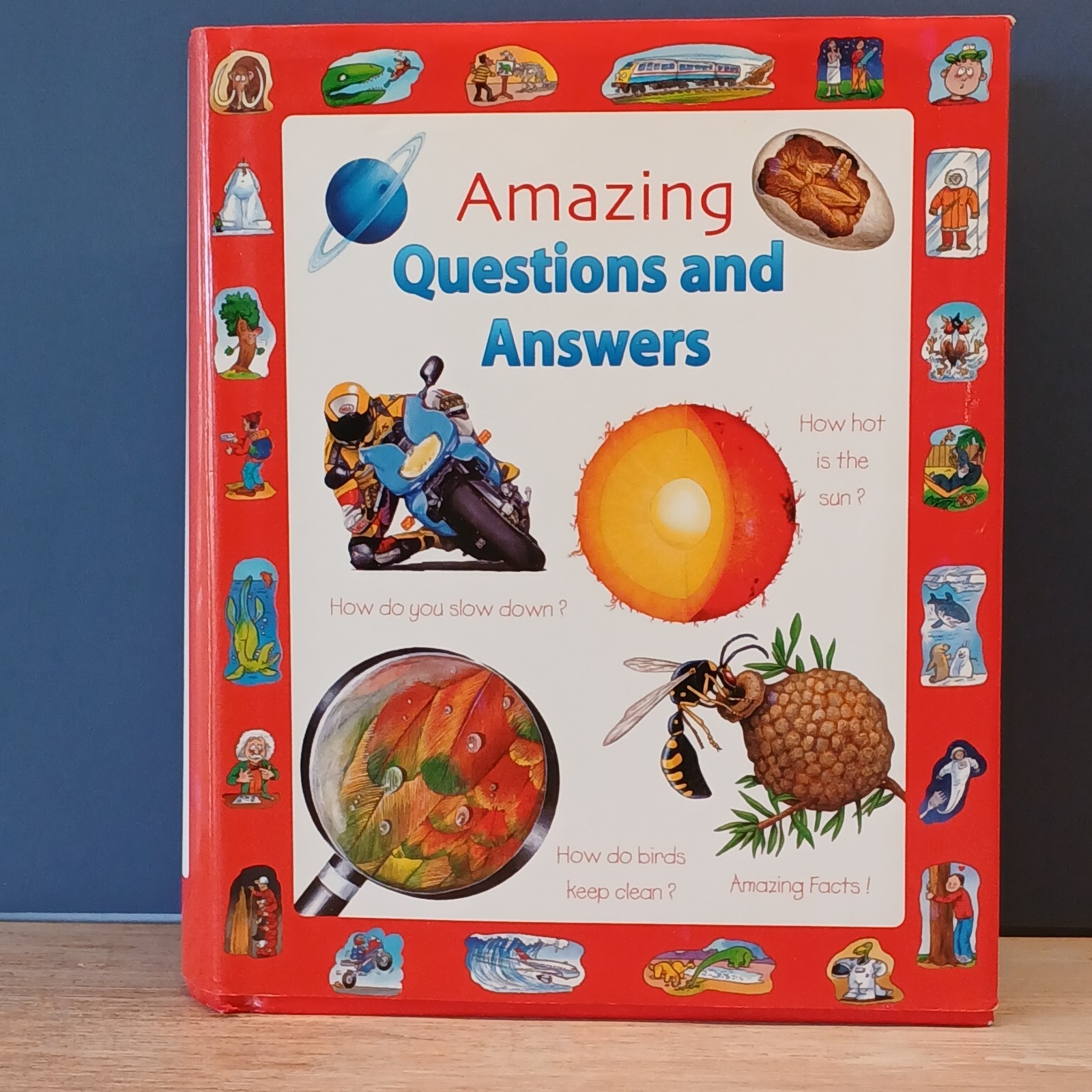 Amazing Questions & Answers Book, 512 Colorful Pages of Amazing Facts, 2004 EUC