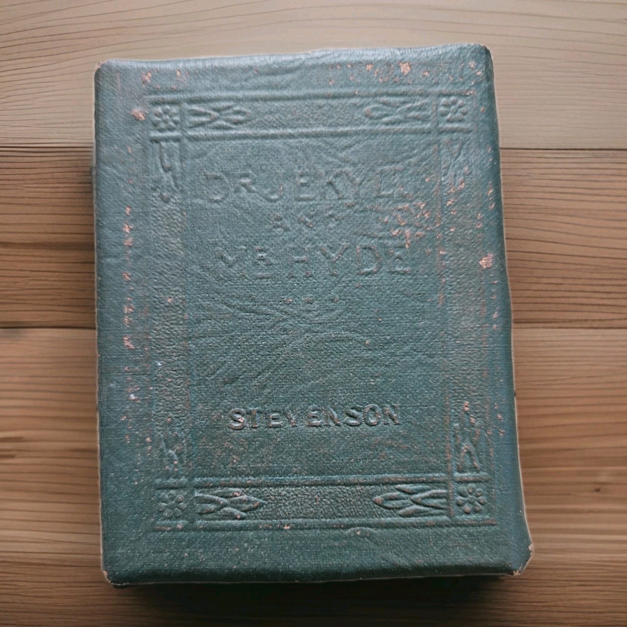 c1920. Dr Jekyll and Mr Hyde by Robert Stevenson Little Leather Library Antique