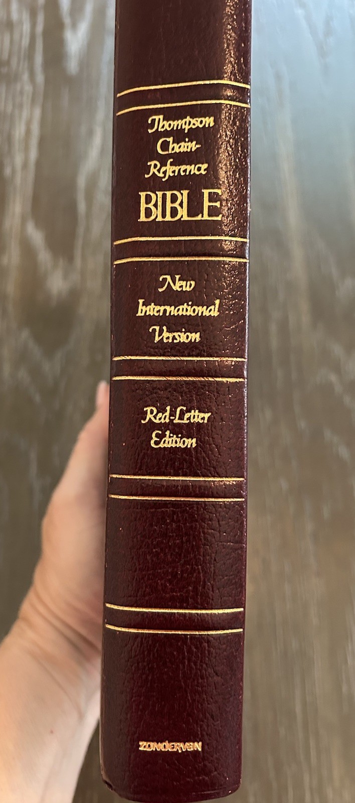 Thompson Chain Reference Bible Leather 1983 NIV