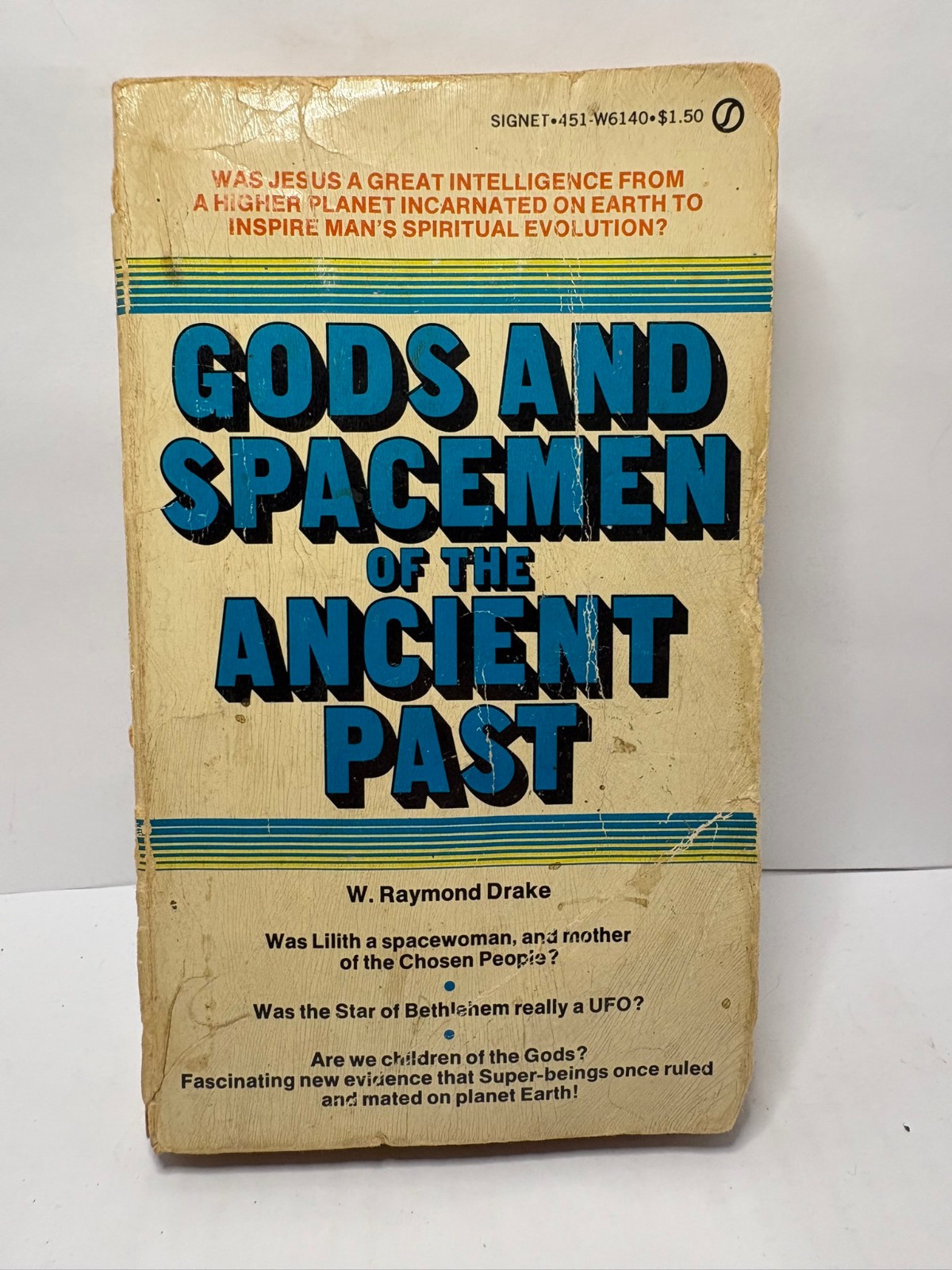 Gods and Spacemen of the Ancient Past by W Raymond Drake (1st Ed. 1974 PB)