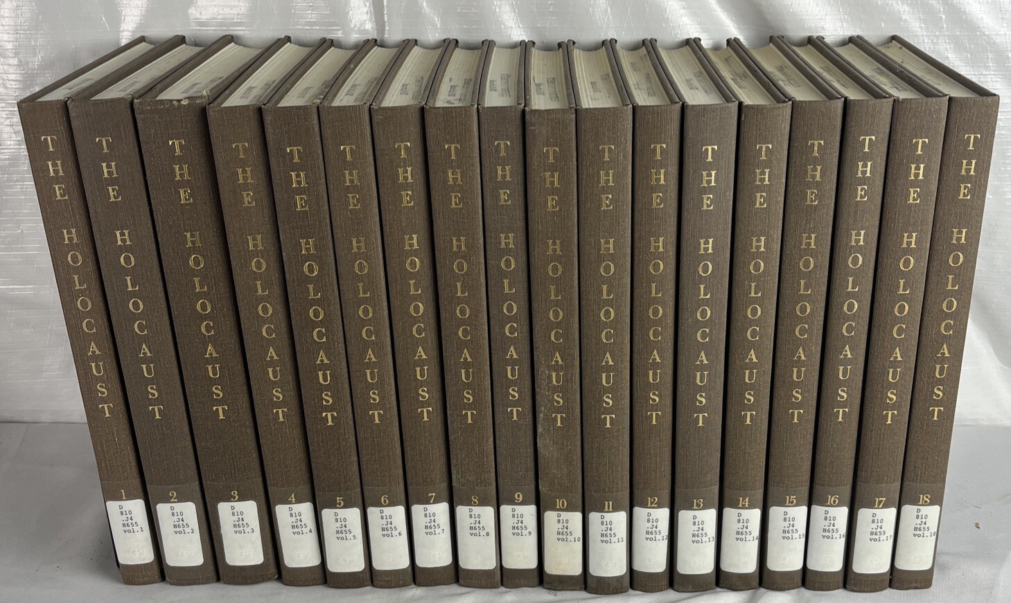 The Holocaust – Selected Documents in Eighteen Volumes – John Mendelsohn – 1982