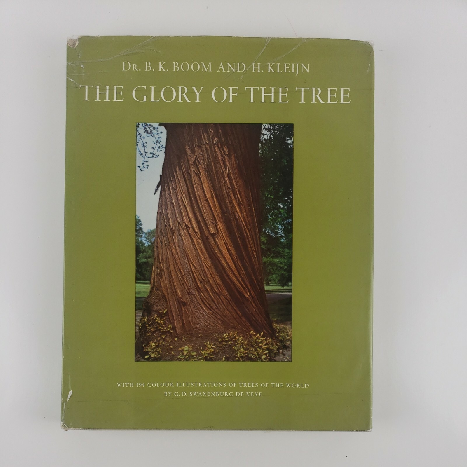 The Glory of the Tree With 194 Color Illustrations of Trees of the World 1966