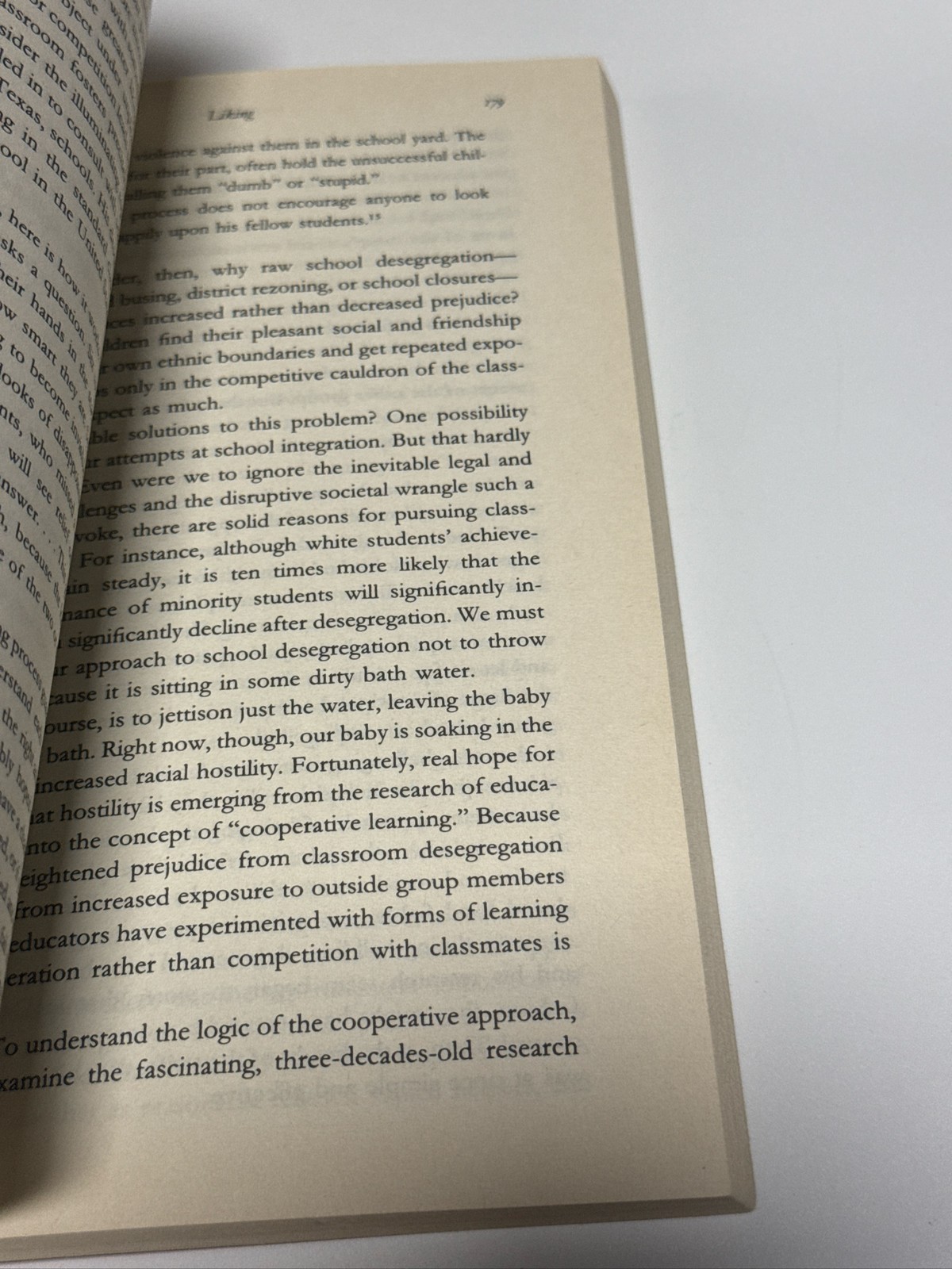 Influence The Psychology of Persuasion Revised Edition Robert B Cialdini