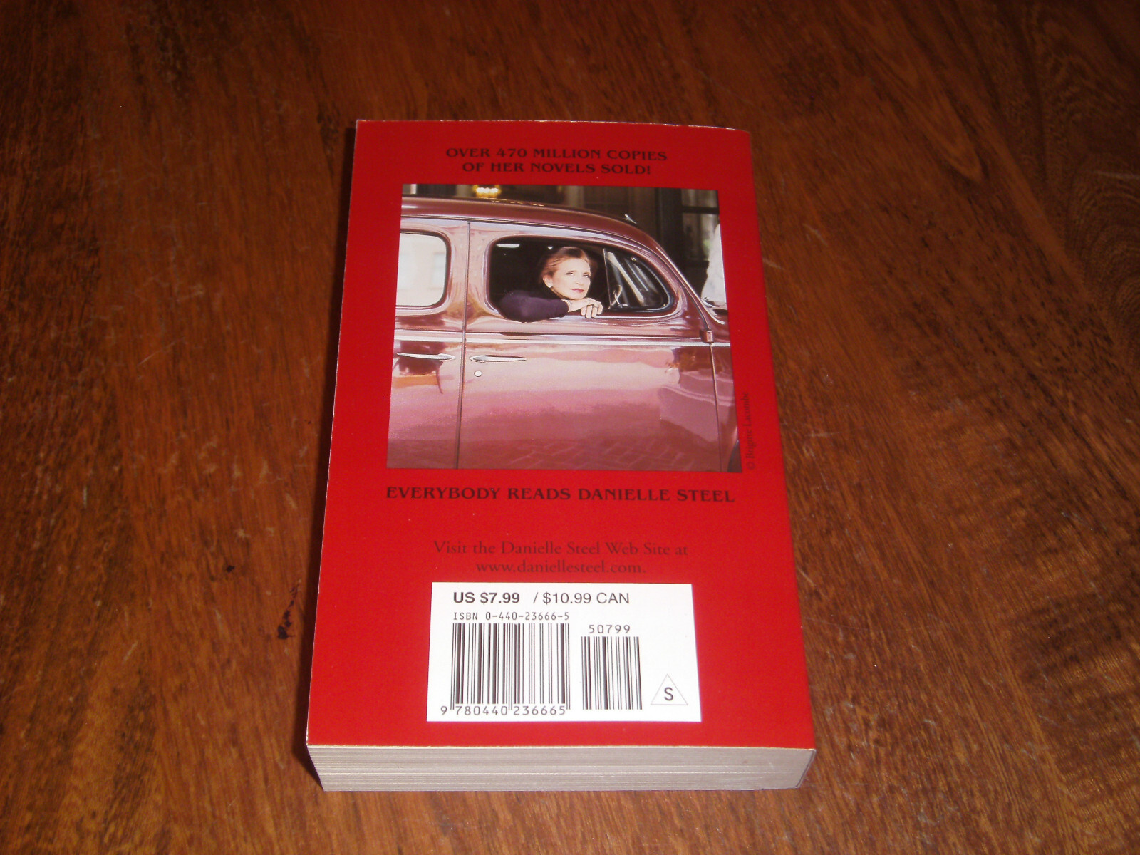 Lone Eagle : A Novel by Danielle Steel (2002) Paperback