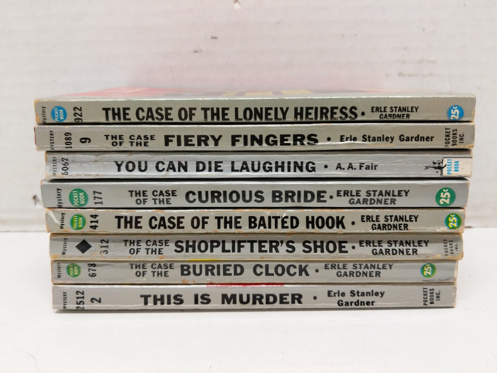 Lot of 8 Vtg Earl Stanley Gardner Perry Mason Paperback Pocket Books 1960s