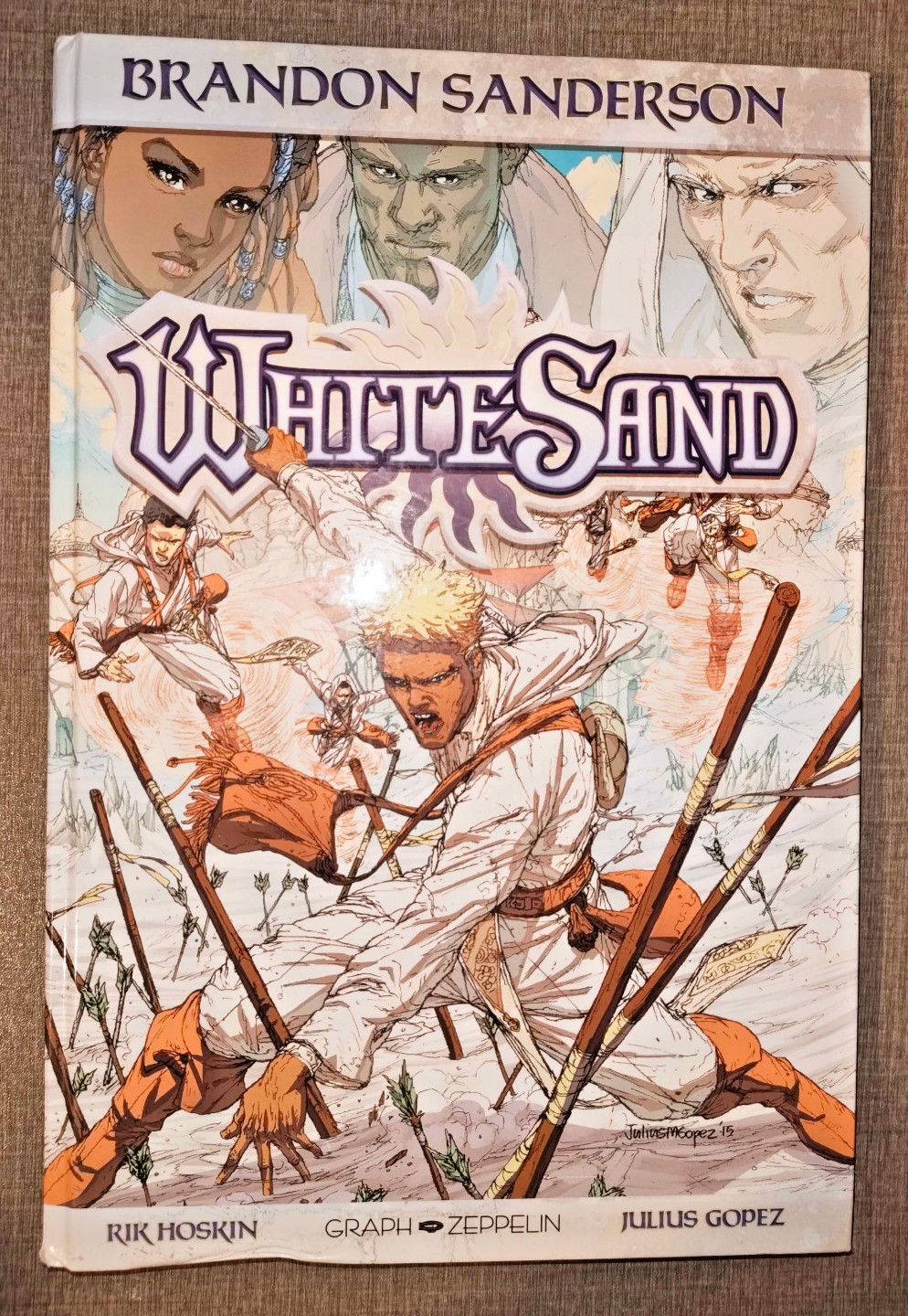 Brandon Sanderson White Sand Volume 1 graphic novel Hardback French Language