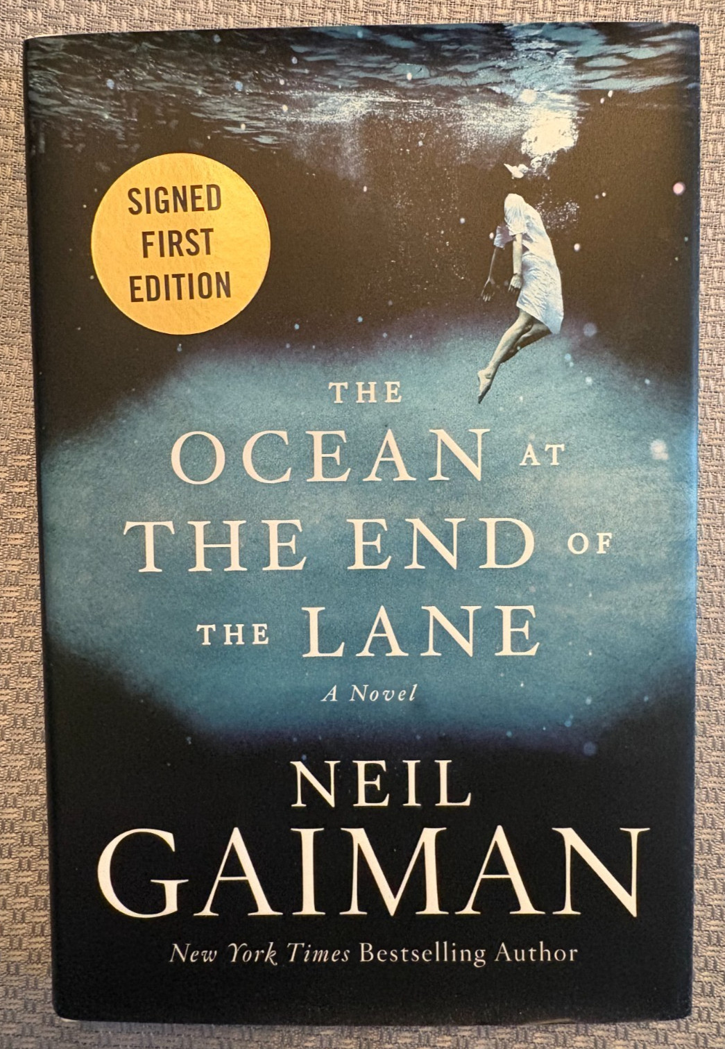 The Ocean at the End of the Lane – Neil Gaiman – 2013 – signed first edition hc