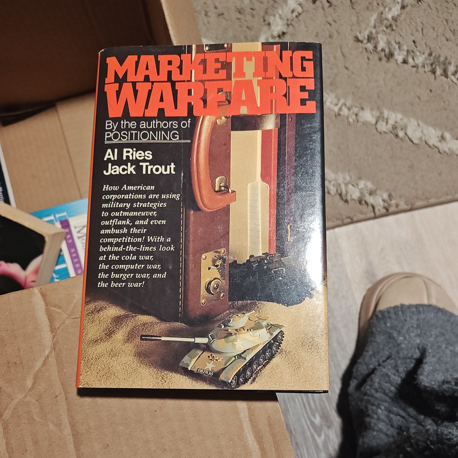 Marketing Warfare by Al Ries and Jack Trout HC First Edition Like New 1986