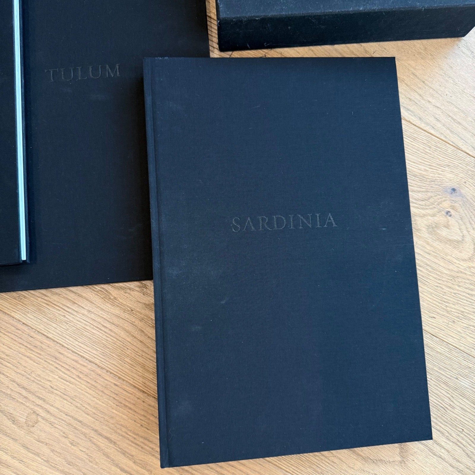 Victoria’s Secret Sexy Hardcover coffee 3-Volume Photography Book Set 2005