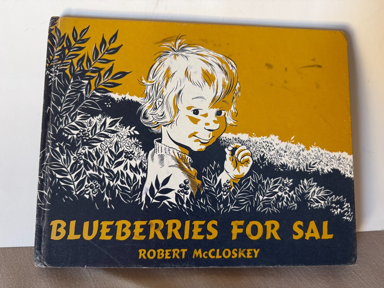 Blueberries for Sal by Robert McCloskey (1948, Hardcover)