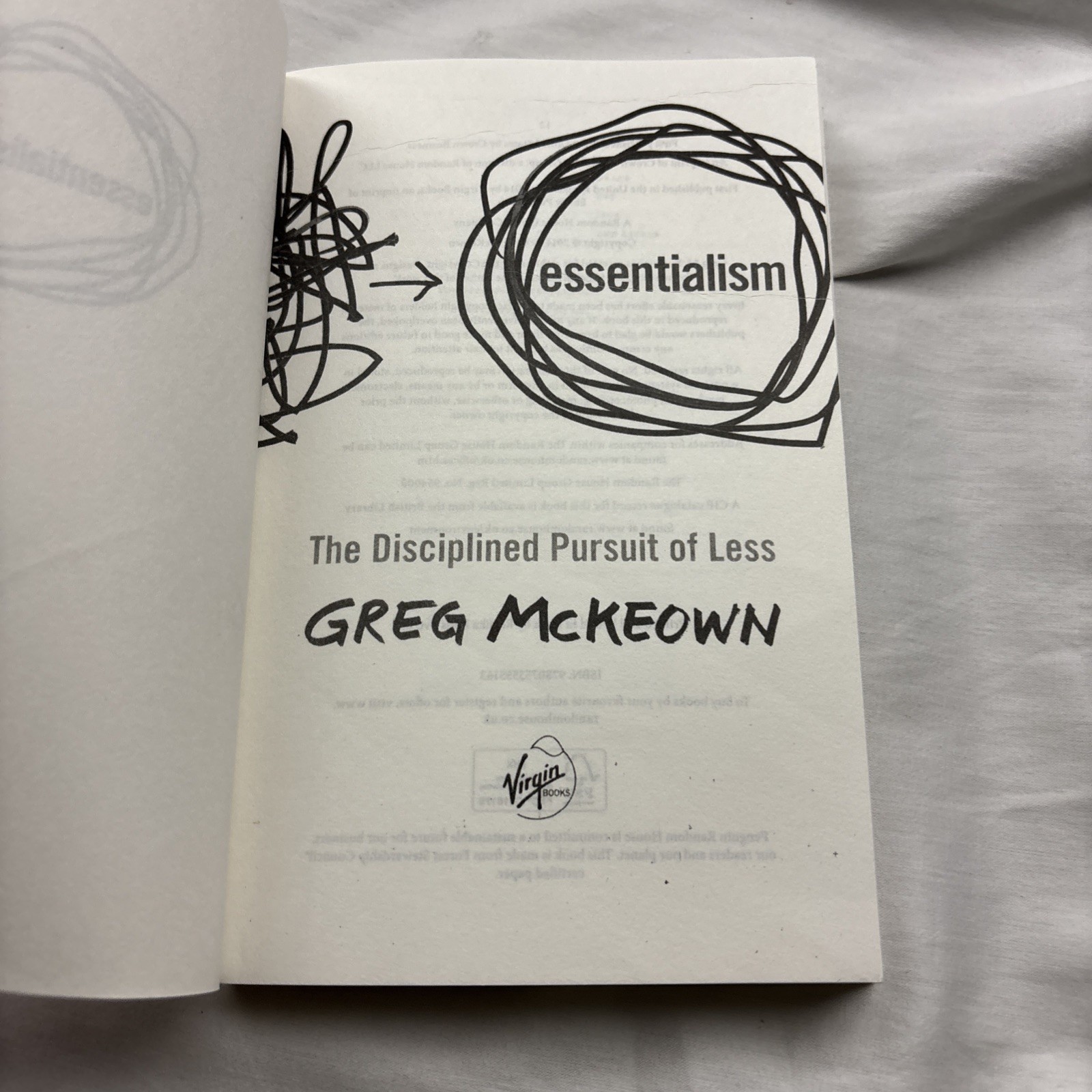 Essentialism: The Disciplined Pursuit of Less by McKeown, Greg
