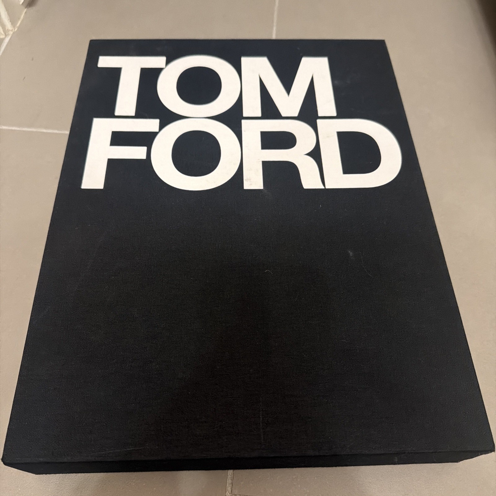 TOM FORD FIRST EDITION 9780500511978 PHOTOGRAPHY FASHION RIZZOLI + OUTER COVER