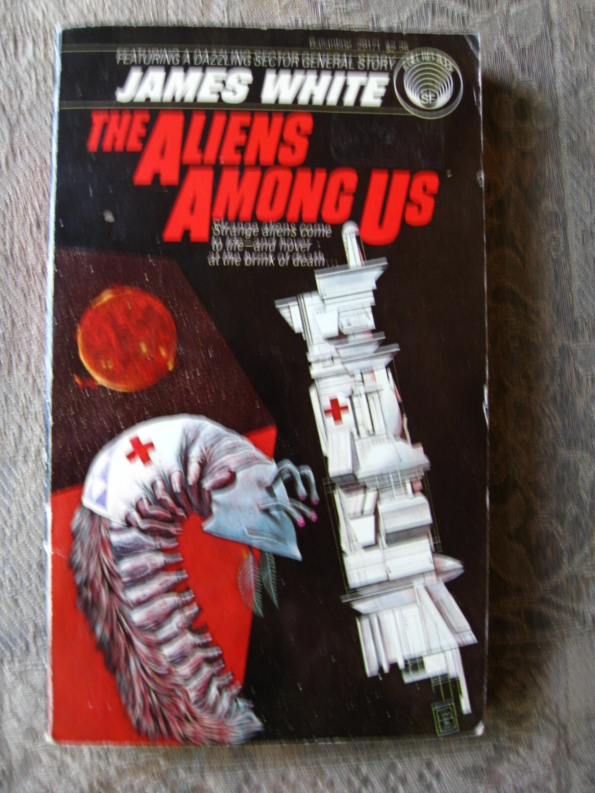 James White – The Aliens Among Us (Sector General) – 1981 – paperback